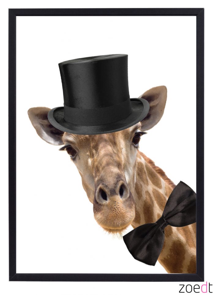 poster met Giraf die een hoed op heeft unieke kinderkamer accessoires poster is van het merk zoedt